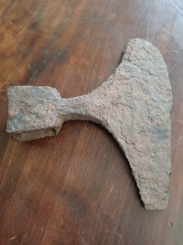 Testa ascia antica ferro - testa,